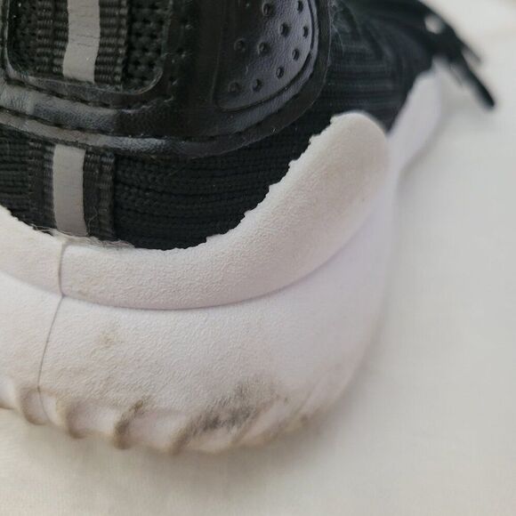 Danskin Shoes Women's Stunt Memory Foam Sz 8 Black White Vegan Lace-up Sneaker - Picture 7 of 12